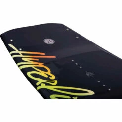 Hyperlite Cadence Women's Wakeboard - 2023 9 Hyperlite Cadence Women's Wakeboard - 2023 -Surf Edge Shop 2023 Hyperlite CADENCE Womens Wakeboard DETAIL 1 24507.1665762582