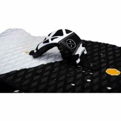 Hyperlite UTE Foil Board - 2023 -Surf Edge Shop 2023 Hyperlite Ute 5 Wakefoil Board Footstrap Detail 75827.1681919314.1280.1280 86979.1682016802
