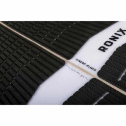 Ronix Flyweight Atlantik Wakesurf Board - 2023 25 Ronix Flyweight Atlantik Wakesurf Board - 2023 -Surf Edge Shop 2023 RONIX WAKESURFER FLYWEIGHT ATLANTIK TOP INSET 04 85532.1663871410