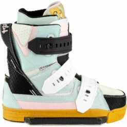 Slingshot Copycat Women's Wakeboard Boots - 2023 -Surf Edge Shop Slingshot 2023 Copycat Womens Wakeboard Boot Right Side 92632.1661177448