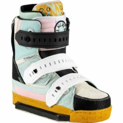 Slingshot Coalition Wakeboard Package W/ Copycat Boots - 2023 -Surf Edge Shop Slingshot 2023 Copycat Womens Wakeboard Boot 39556.1664292793