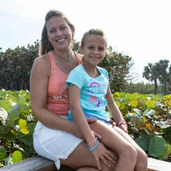 Earth Nymph Ron Jon Kids Happy Beach Top -Surf Edge Shop d800x800 40060229082 earth nymph ron jon kids happy beach top life style 2